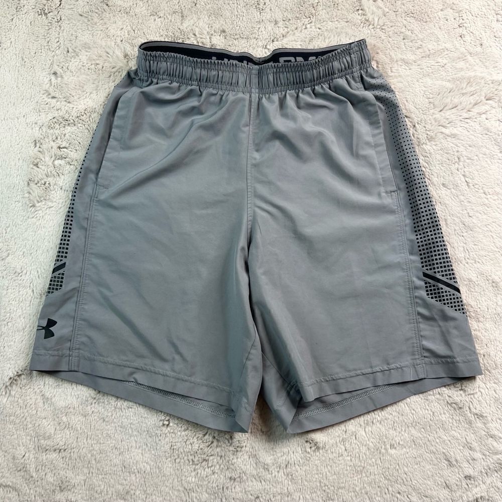 Under Armour Heat Gear Gym Shorts Mens Small Loose Fit Elastic Waist Pockets